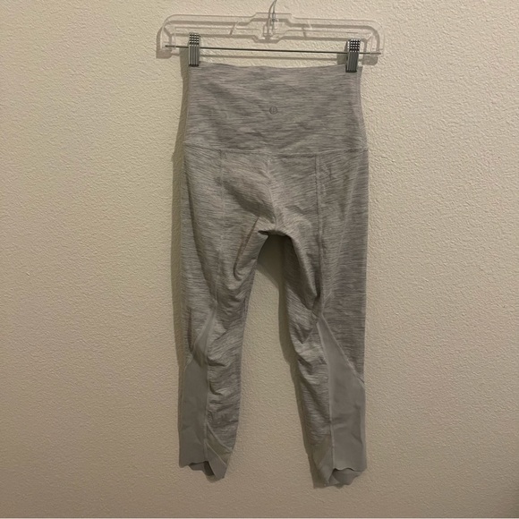 Lululemon Wunder Under 23” Crop Leggings Light Grey High Rise - Picture 6 of 9